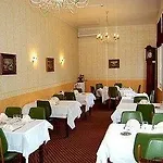 Logis Hotel&restaurant De La Basilique Hotel Albert