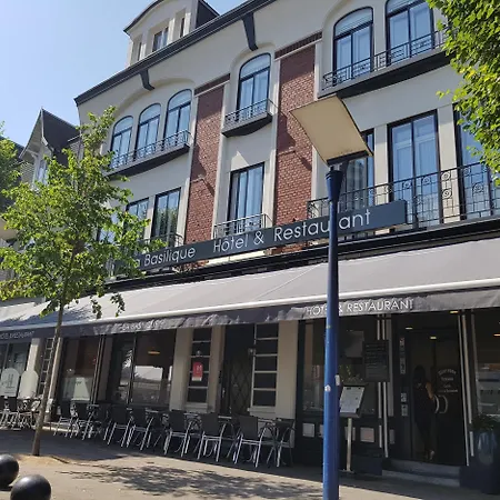 Logis Hotel&restaurant De La Basilique Hotel