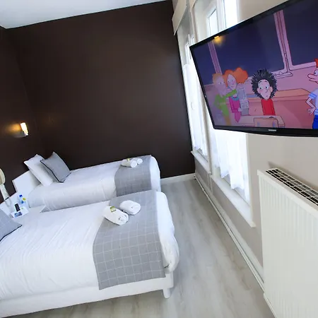 Hotel Logis Hotel&restaurant De La Basilique