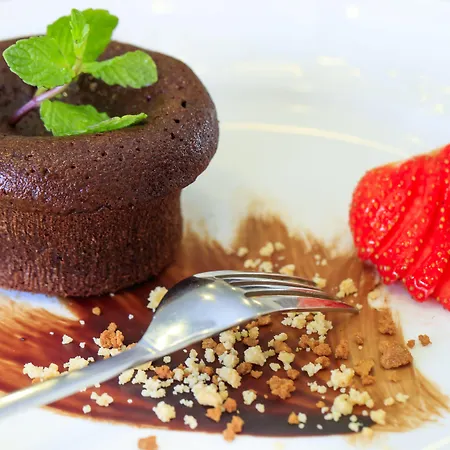 Logis & Restaurant De La Basilique 3* Albert