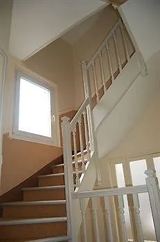 Hotel Logis Hotel&restaurant De La Basilique 3*