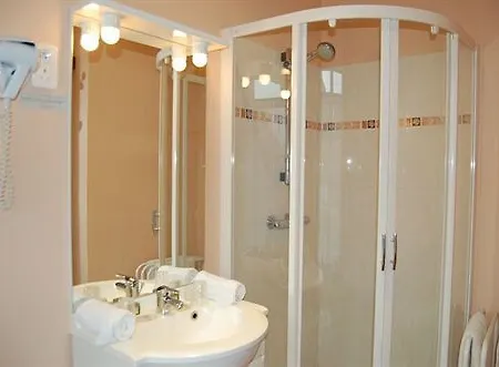 Logis & Restaurant De La Basilique