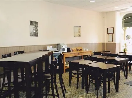 Logis & Restaurant De La Basilique 3*