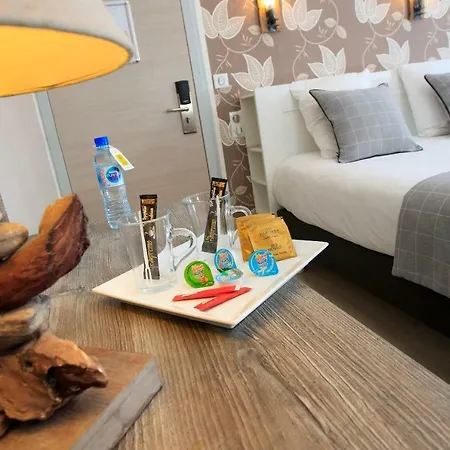 ホテル Logis & Restaurant De La Basilique アルベール