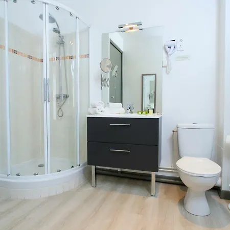 Logis Hotel&restaurant De La Basilique Hotel