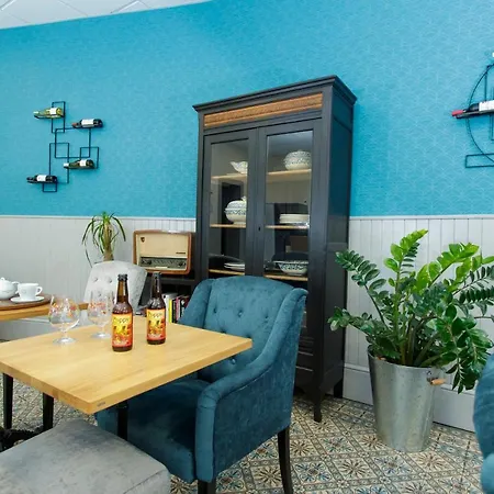 Logis & Restaurant De La Basilique 3*