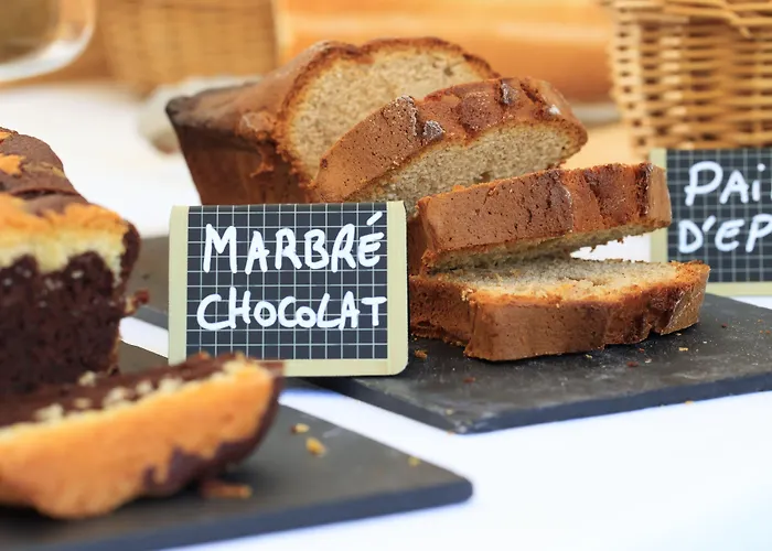 Logis Hotel & Restaurant De La Basilique