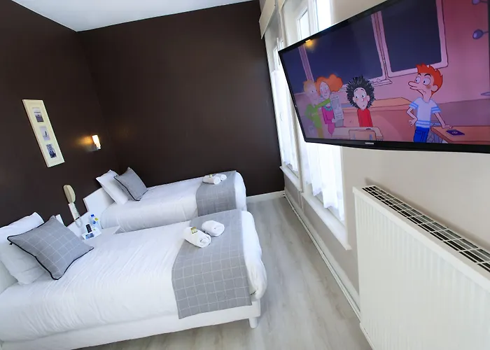 Hotel Logis Hotel & Restaurant De La Basilique