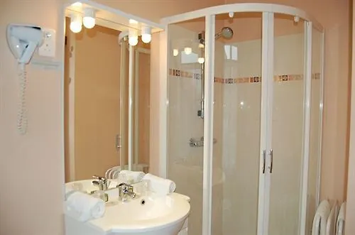 Logis Hotel & Restaurant De La Basilique