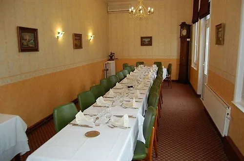 Logis Hotel & Restaurant De La Basilique 3* Albert