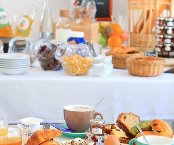 Logis & Restaurant De La Basilique