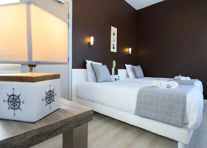 Logis & Restaurant De La Basilique Hotel 3*